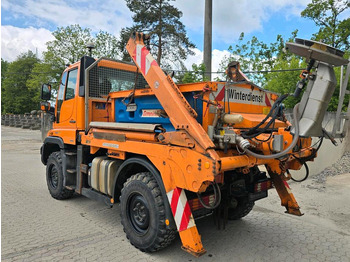 Plogbil Unimog 405/10 U300 Bluetec 5 Mercedes-Benz U 300  UGE UGN mit Jotha Absetzkipper combi con 4518 Absetzer: bild 2