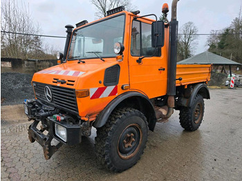 Tippbil lastbil UNIMOG U1400