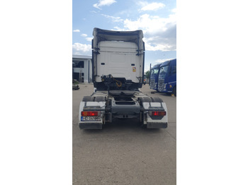 Dragbil Scania R 440: bild 4