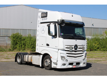 Dragbil MERCEDES-BENZ Actros 1845