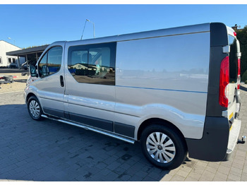 Dubbelhytt transportbil Renault Trafic 2.5 150ps 5- osobowy Doka Stan B. Dobry: bild 3 Dubbelhytt transportbil Renault Trafic 2.5 150ps 5- osobowy Doka Stan B. Dobry: bild 3