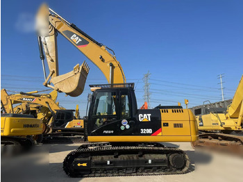 Bandgrävare CATERPILLAR 320D