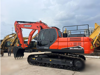 Bandgrävare DOOSAN DX225LC