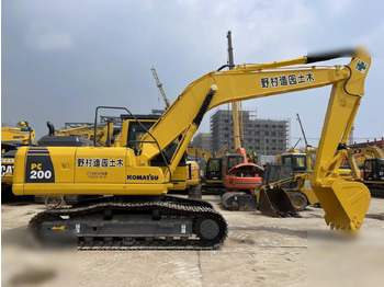 Bandgrävare KOMATSU PC200-8