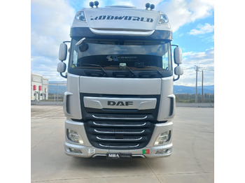 Dragbil DAF XF 530