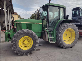 Traktor JOHN DEERE 6610