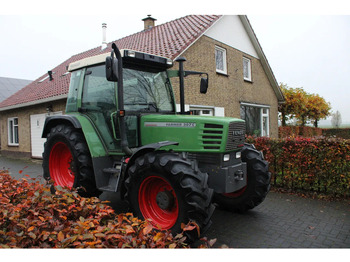 Traktor FENDT Farmer 300