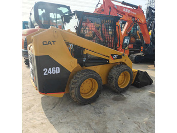 Kompaktlastare/ Slirstyrda lastare CATERPILLAR 226B