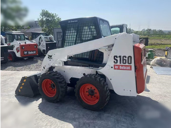 Kompaktlastare/ Slirstyrda lastare BOBCAT S160