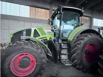 Traktor CLAAS Axion 950