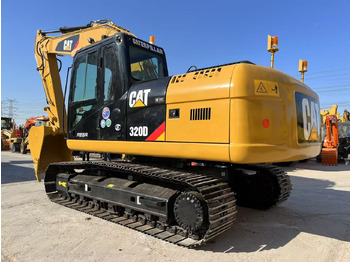 Bandgrävare CATERPILLAR 320D