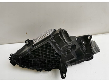 Ny Strålkastare LAMPA MERCEDES EQC A 2939061201 PRAWA ORYGINAŁ: bild 4