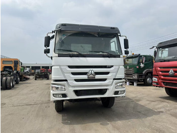 Tippbil lastbil SINOTRUK HOWO