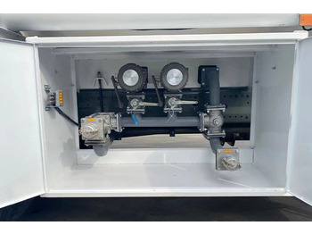 Ny Tankbil för transportering bränsle SINOTRUK Howo Stainless Steel Fuel Tanks for Trucks for Sale in Paraguay: bild 4