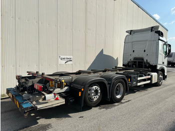 Containerbil/ Växelflak lastbil Mercedes-Benz Actros 2545  2T LBW: bild 4