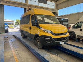 Skolbuss IVECO Daily