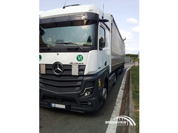 Dragbil MERCEDES-BENZ Actros 1845