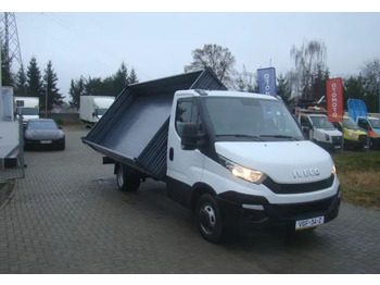 Transportbil med tippflak Iveco DAILY 50 C 17 3.0TDI WYWROTKA 4.70M 3.5T KLIMATRONIK: bild 2 Transportbil med tippflak Iveco DAILY 50 C 17 3.0TDI WYWROTKA 4.70M 3.5T KLIMATRONIK: bild 2