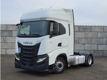 Dragbil IVECO S-WAY