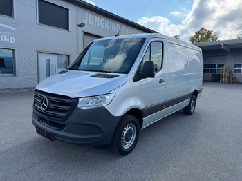 Skåpbil MERCEDES-BENZ Sprinter 317