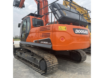 Bandgrävare DOOSAN DX300