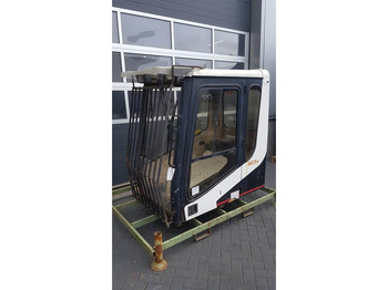 Hytt och interiör CATERPILLAR