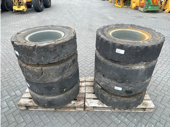 Däck och fälgar LIEBHERR