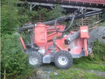 Borrmaskin Sandvik Commando DC 300 R: bild 1
