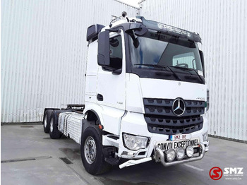 Dragbil MERCEDES-BENZ Arocs 3351