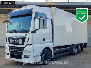 Lastbil med skåp MAN TGX