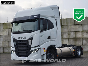 Dragbil IVECO S-WAY