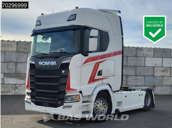 Dragbil SCANIA S 520