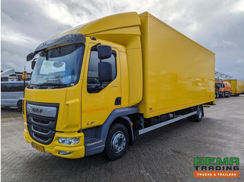 Lastbil med skåp DAF LF 210