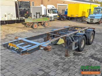 Containerbil/ Växelflak semitrailer SCHMITZ SCF