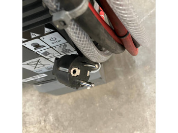 Reservdelar för Materialhanteringsutrustning Hawker 24V/72A Lifetech TC1LT: bild 2