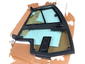 Dörr och reservdelar NISSAN