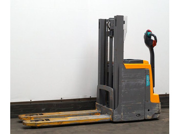 Staplare JUNGHEINRICH EJD