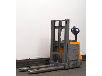 Staplare JUNGHEINRICH EJD