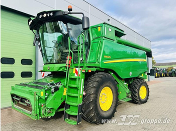 Skördetröska JOHN DEERE W660