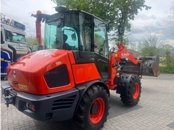 Hjullastare KUBOTA R082