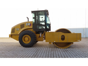 Kompaktor CATERPILLAR CS74B
