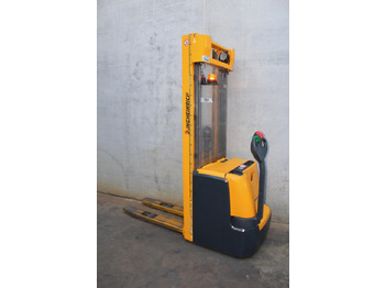 Staplare JUNGHEINRICH EJC