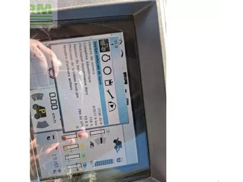 Traktor CLAAS Xerion 3300