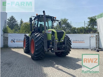 Traktor CLAAS Xerion 3300