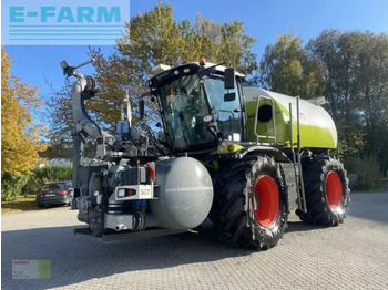 Självgående spruta CLAAS Xerion 3800