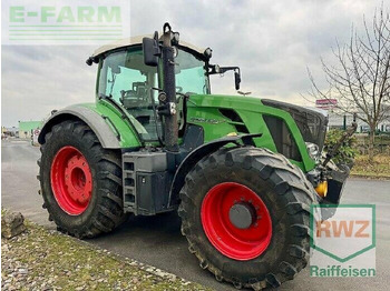 Traktor FENDT 826 Vario