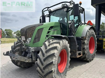 Traktor FENDT 828 Vario