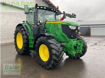 Traktor JOHN DEERE 6215R