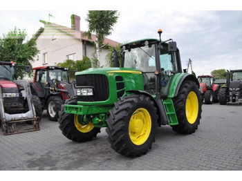 Traktor JOHN DEERE 6530