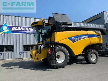 Skördetröska NEW HOLLAND CX series